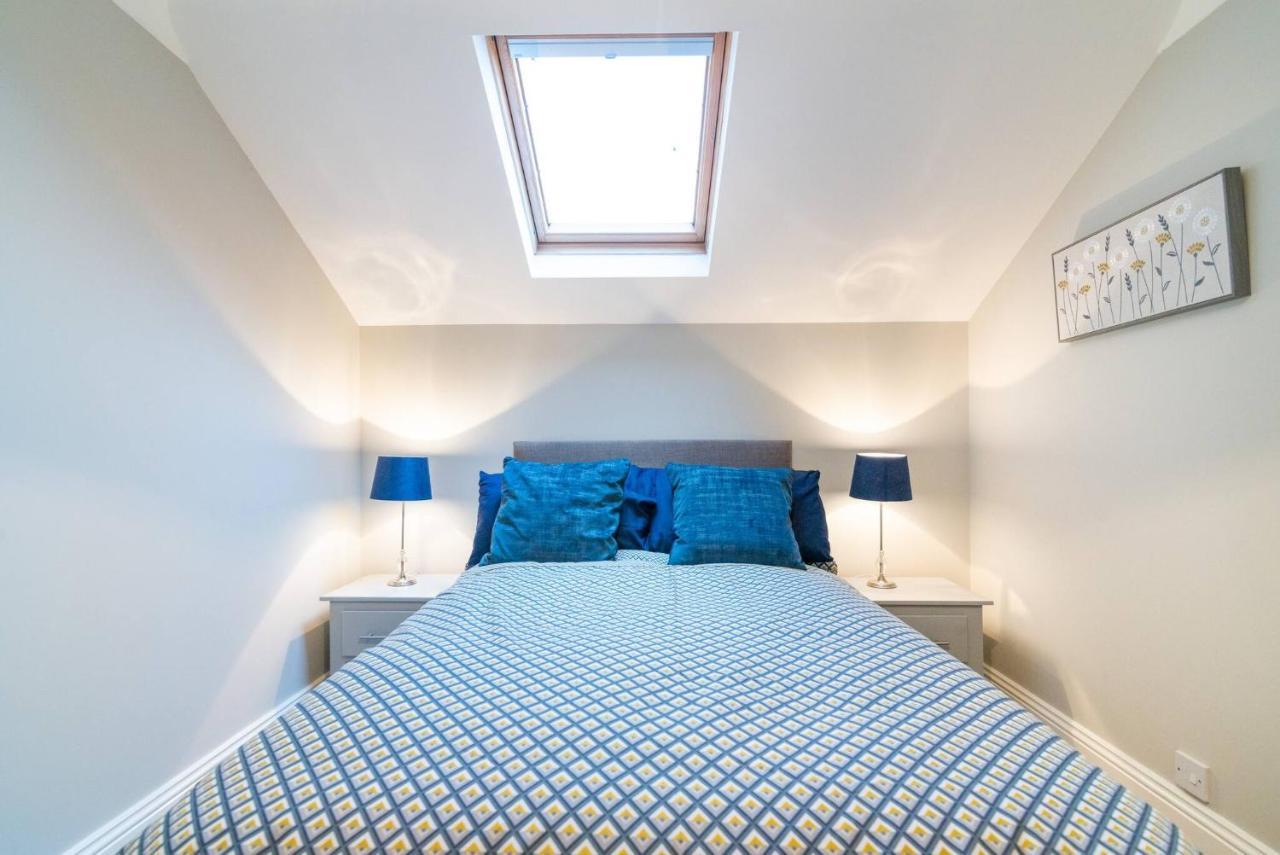 Modern Living 2 Bedroom Apartment South Wilmslow Extérieur photo