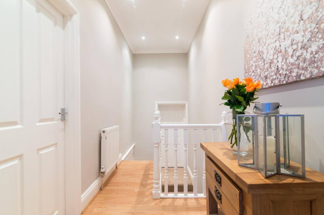 Modern Living 2 Bedroom Apartment South Wilmslow Extérieur photo